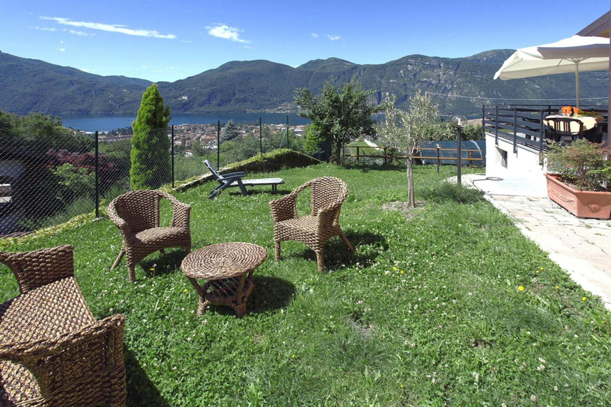 Villa Casa Virginia à Mandello del Lario Extérieur photo