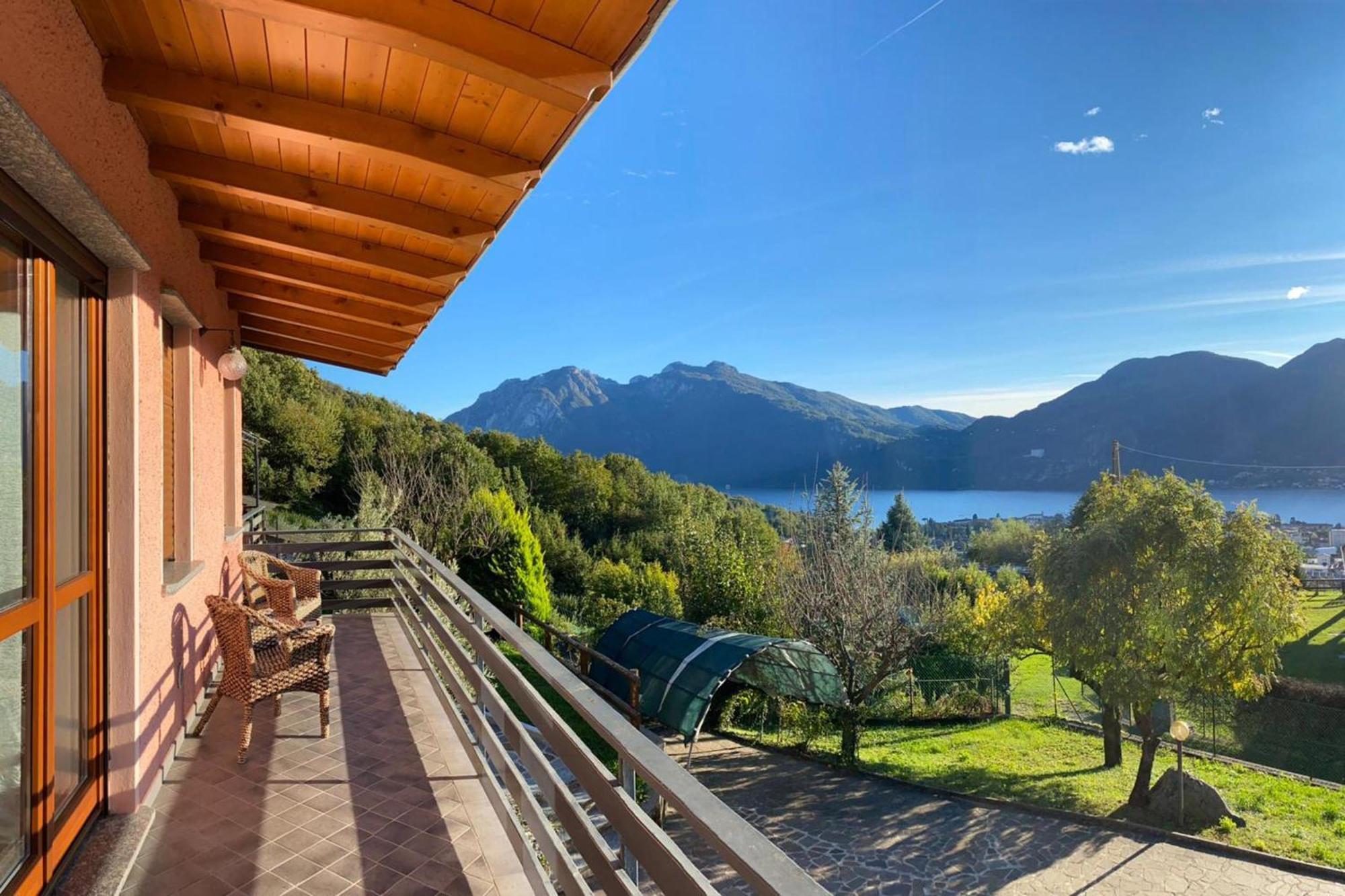 Villa Casa Virginia à Mandello del Lario Extérieur photo